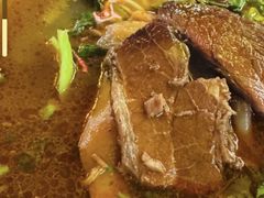 -金杨拉面王小吃面馆·牛三宝面·红烧牛肉粉