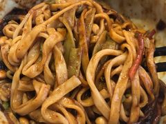 老北京炸酱面-味+新京宴·烤鸭·北京菜(创意谷店)