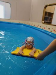 -海豹航航水育游泳中心(芳园里店)