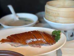 酥香嫩烤鸭-四季民福烤鸭店(外滩外白渡桥店)