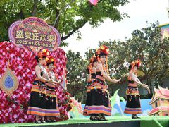 -七彩云南欢乐世界