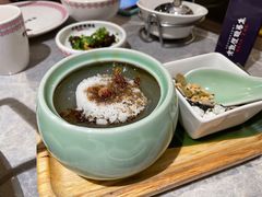 -野山舂·贵州现舂酸汤牛肉(民生路店)
