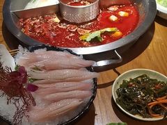-佬土鹅肠火锅(中建大观店)