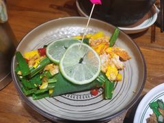 傣味芒果舂荷包蛋-云海肴·汽锅鸡·云南菜(天津国金汇店)