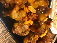 -BHC炸鸡(明洞总店)