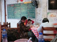 大堂-龙桥私厨·姜花菊花过桥鱼·顺德菜(容桂店)