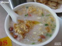 艇仔粥-西关明记肠粉(荔枝湾店)