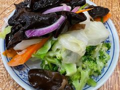 素凉菜-门框胡同百年卤煮(新街口店)