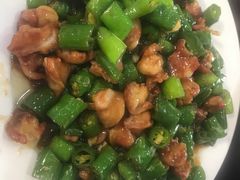 -余杨鸭鸭餐厅