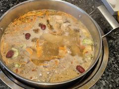 -一席地·本地鸡窝·杭帮鸡火锅(萧山银隆百货店)
