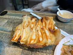 -阿洪锅贴王(小吃城店)