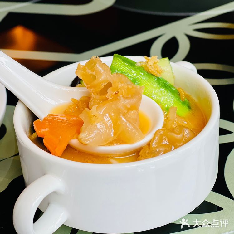 点开送乳鸽！[礼花]人均200➕在五星酒店任吃价值上千大餐！