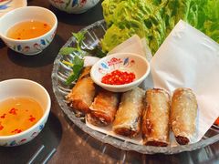 -大头虾越式风味餐厅(光明广场店)