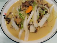 -沪华海鲜大酒楼(南汇店)