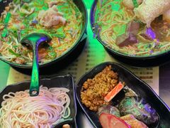 -星林居酸辣米线餐厅