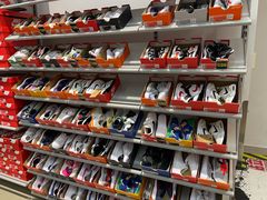 -斯普瑞斯奥特莱斯