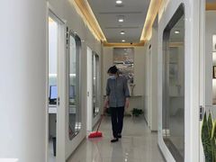 -皓齿连锁·雅贝健口腔·种植·矫正中心(虹口曲阳路店)