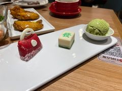 -必胜客(WOW中央公园店)