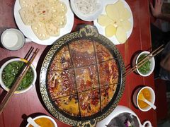 -黄家码头老火锅(解放碑旗舰店)