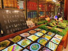 -宝燕海货工场(长江国际店)