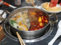 -魁牛·潮汕牛肉自助火锅(沈辽路万达店)
