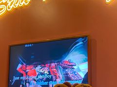 -范特西FANTASY量贩式KTV(民主广场店)