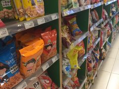 -绿叶子超市(公园大道店)