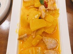 菠萝咕噜里脊肉-四季暖堂·融合江浙菜(N1955创业园店)