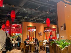 -老滇山寨•云南特色菜•地方菜•民族风情歌舞表演(金碧店)