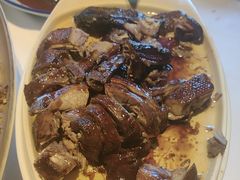 -八府香鸭·啫啫煲(华山路店)