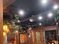 -万里闯关东铁锅炖菜馆(高新旗舰店)