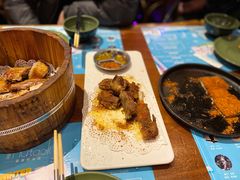 胡桃里招牌烤鸡-胡桃里乐队酒馆(鎏嘉码头店)