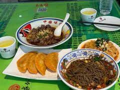 -令氏家外家周秦食府(高新店)