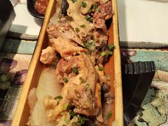 -刘姐啤酒鱼民族演艺餐厅(西街总店)