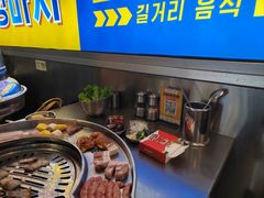 -哈哈碳都·牛肋条无限自助烤肉(台江万达店)