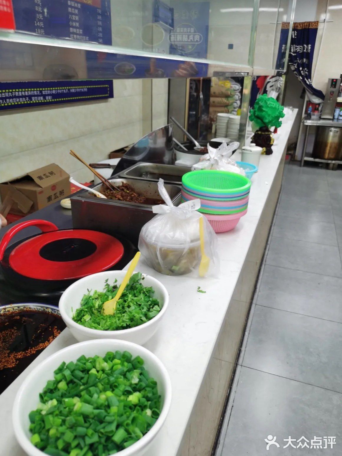 在西安呆久了就会爱上这种糊糊麻麻的味道