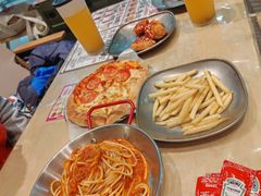 -酷公社·榴莲披萨(太原街店)