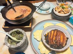 -佬麻雀·新湘菜(东方宝泰店)
