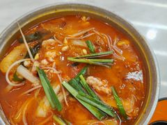 -汤小云火锅米线(钻汇广场店)