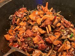 -山河屯铁锅炖(绥望路店)