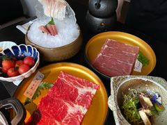 -花潮料理艺食馆(成都万象城店)