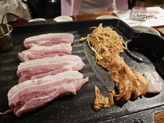 -Dombe豚(黑猪肉街店)