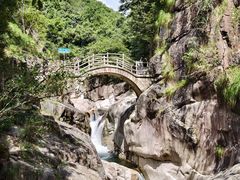 -鄣山大峡谷