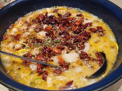 -八府香鸭·啫啫煲(华山路店)