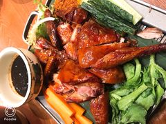 -老滇山寨•云南特色菜•地方菜•民族风情歌舞表演(金碧店)