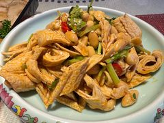 -慢丽江·云南野生菌土鸡锅(付家庄店)