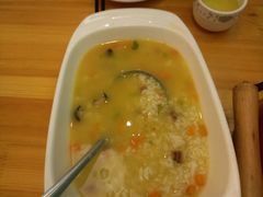 -乌镇那一年小院主题餐厅(甘泉西路店)