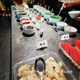 w酒店下沉广场有一家风格高级的火锅店 很适合跟闺蜜