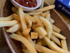 -爱啤精酿·民谣酒馆(滨江店)