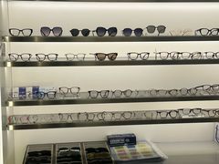 -视野联行眼镜·蔡司·尼康战略合作店(城西银泰店)